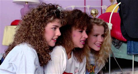 megan gallivan nude|Megan Gallivan, Robyn Lively, Tina Caspary Sexy Scene in Teen。